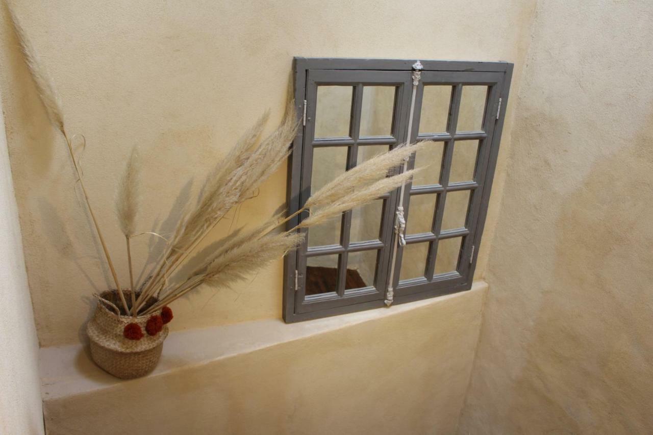 Gite Le Pied Du Geant - Local Securise Pour Les Velos Tournon-sur-Rhone Exterior photo
