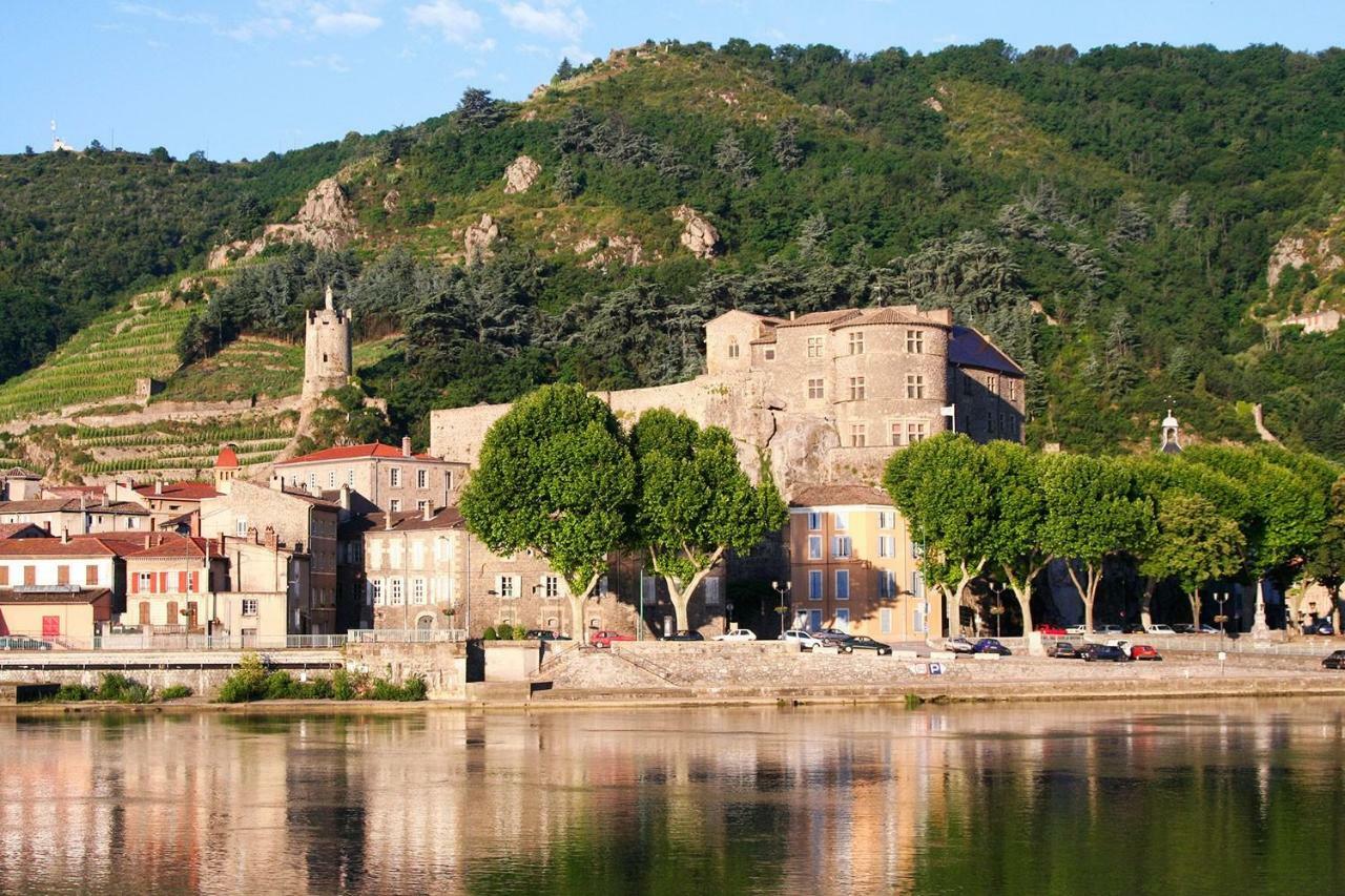 Gite Le Pied Du Geant - Local Securise Pour Les Velos Tournon-sur-Rhone Exterior photo